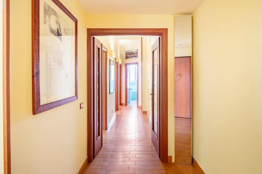 Casa Angelina Con 3 Camere Da Letto Roma Exterior foto